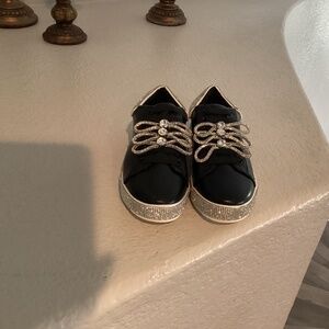 La Sheelah Women Sequin  Sneakers Shoes, Size 6, Color Black, Sequins NEW